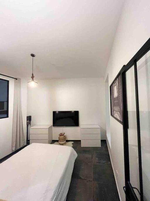 Apartment Loft De Courcaille - Balneo - Free Parking - Wifi