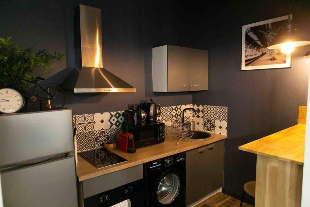 Loft De Courcaille - Balneo - Free Parking - Wifi Orléans